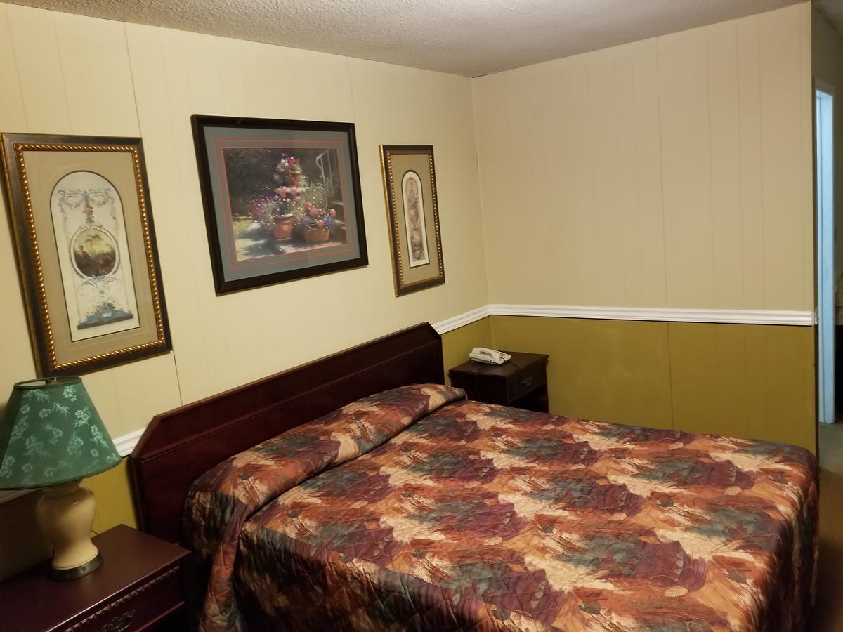 Twin Oaks Motel Orono Exterior foto